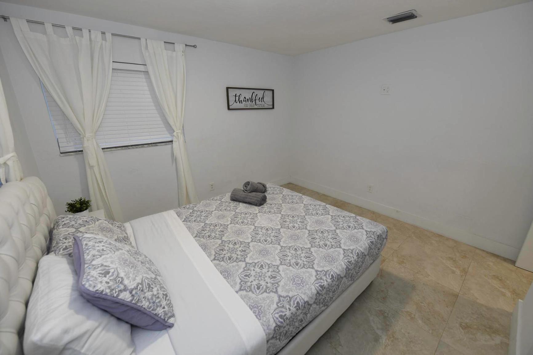 N61 Apartment Hollywood Exterior foto